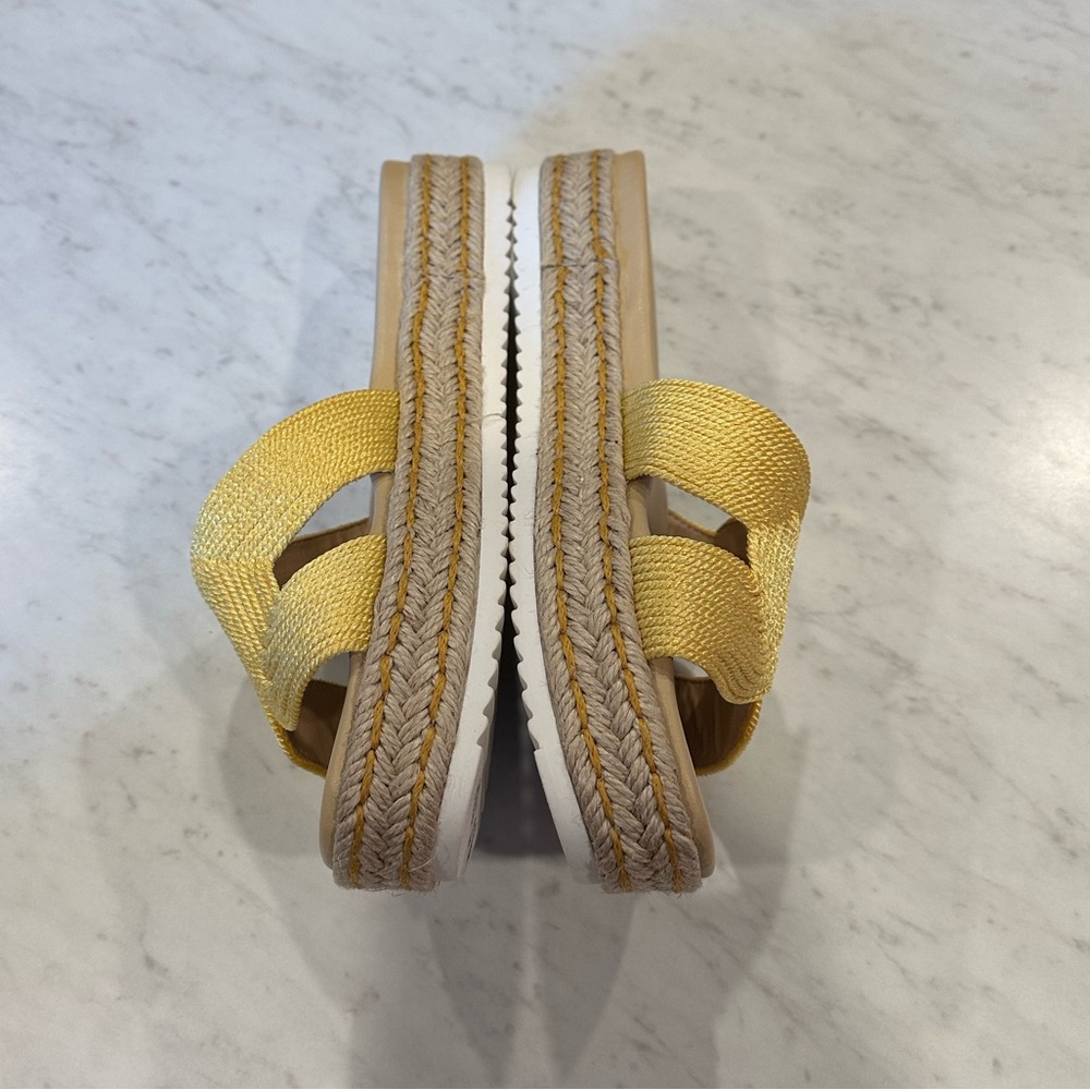 Carvela Yellow Woven Slide Sandals - Picture 2 of 4